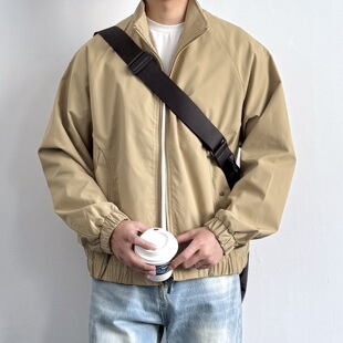 男生宽松休闲纯色外套 新款 ONUN 复古卡其色立领夹克百搭2026春季