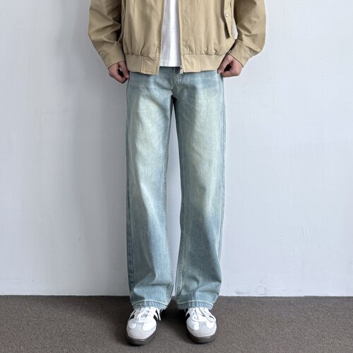 ONUN复古水洗浅蓝色直筒牛仔裤