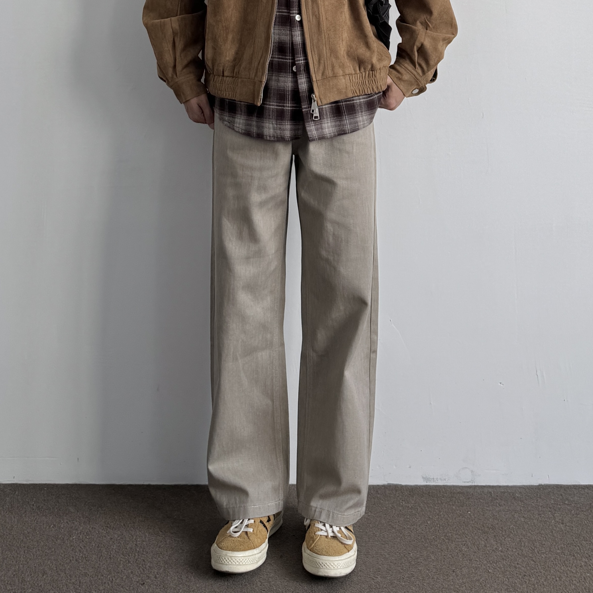 ONUN美式复古燕麦色水洗牛仔裤