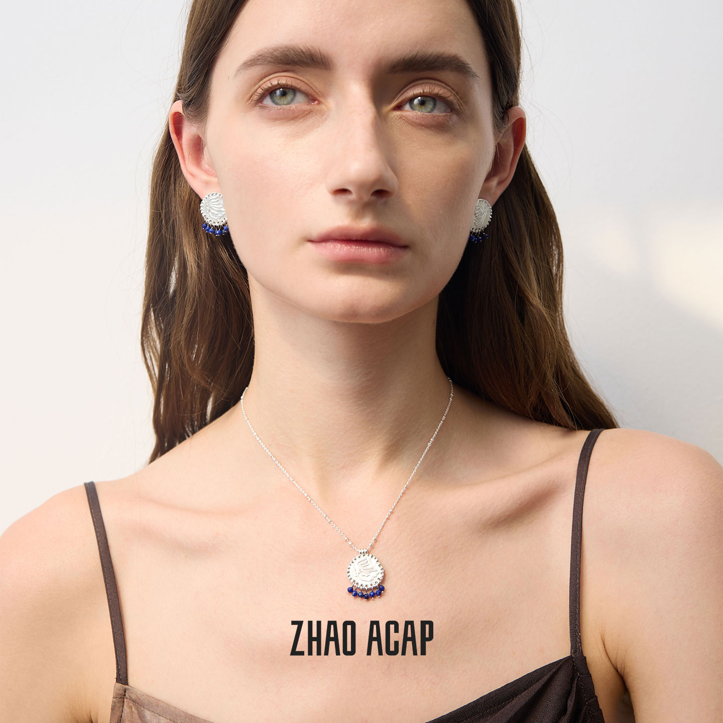 ZHAO ACAP原创设计野百合浮雕硬币青金石扭珠项链