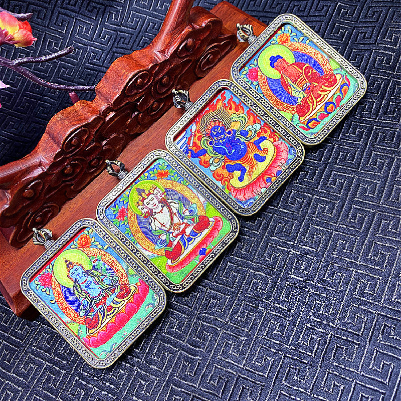 新品唐卡吊坠八大守护神项链布艺