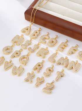 新款铜镶锆石26个英文字母吊坠满