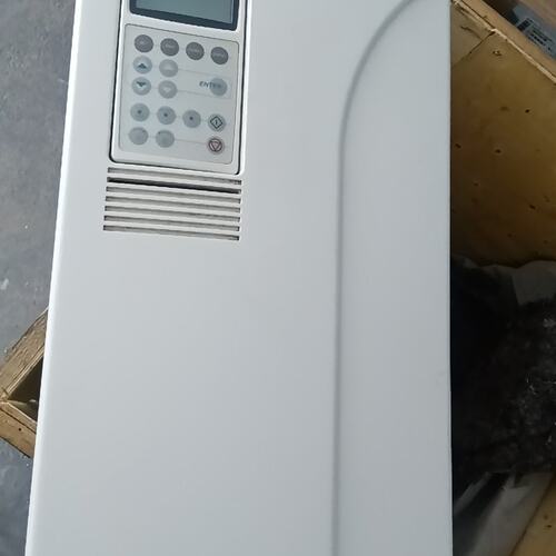 【议价】变频器ACS800-01-0040-3+P901，型号