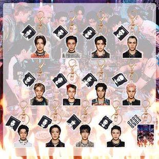 SEVENTEEN  HAPPY BURSTDAY 新专亚克力钥匙扣包包挂件明星周边