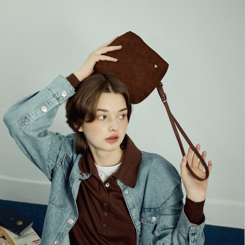 大小波 原创麂皮绒斜挎小方包单肩磨砂通勤Cube Orlando百搭韩系