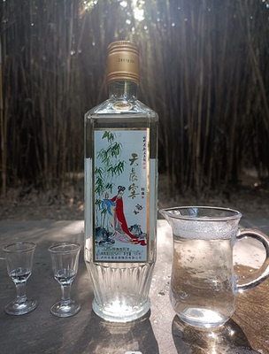 泸州17年老酒数量有限老酒天晨窖