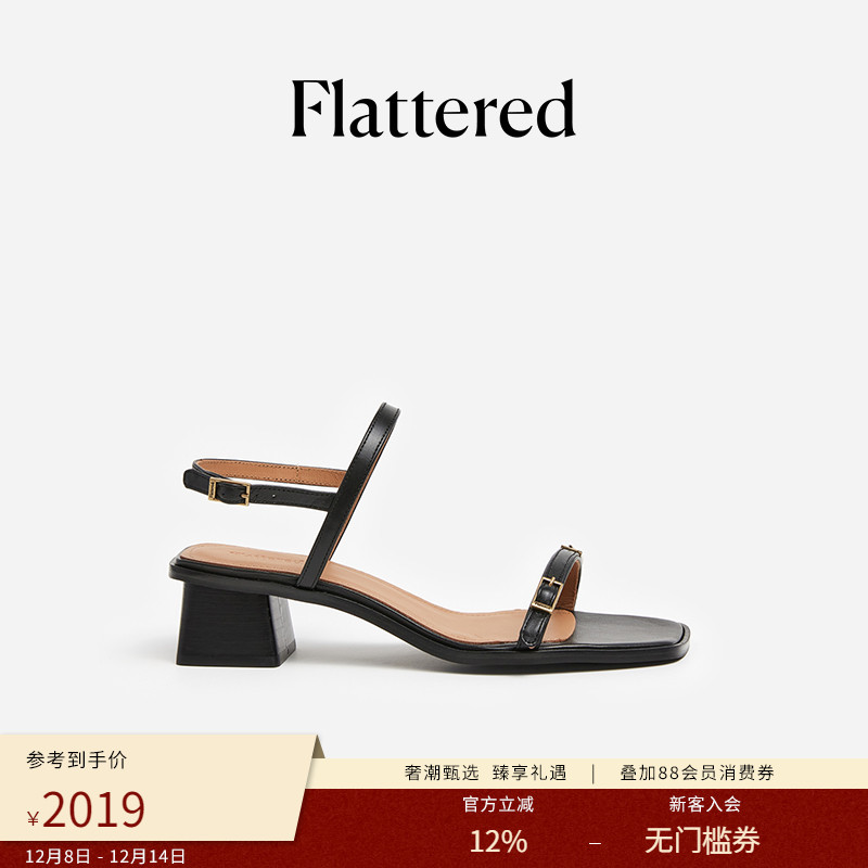 Flattered女士一字式扣带凉鞋