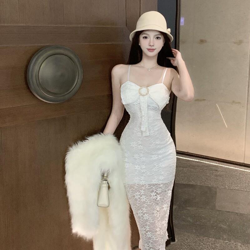 法式气质名媛轻奢晚礼服中长裙时尚性感纯欲风收腰蕾丝吊带连衣裙