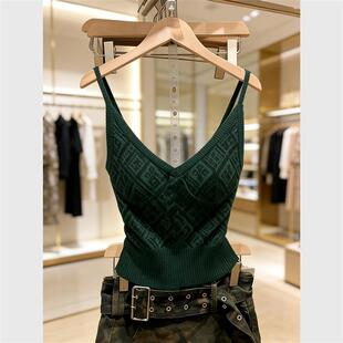 绿色吊带上衣女2026春季 显瘦辣妹打底背心 气质高级感时髦洋气修身