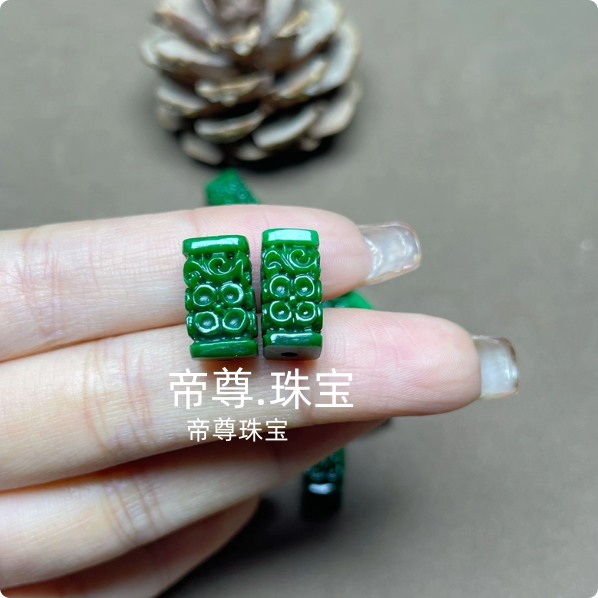 缅甸天然翡翠老坑种冰糯种新款精雕路路通玉石干青花青吊坠玉坠子