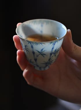 景德镇青花斗彩手绘竹纹主人杯