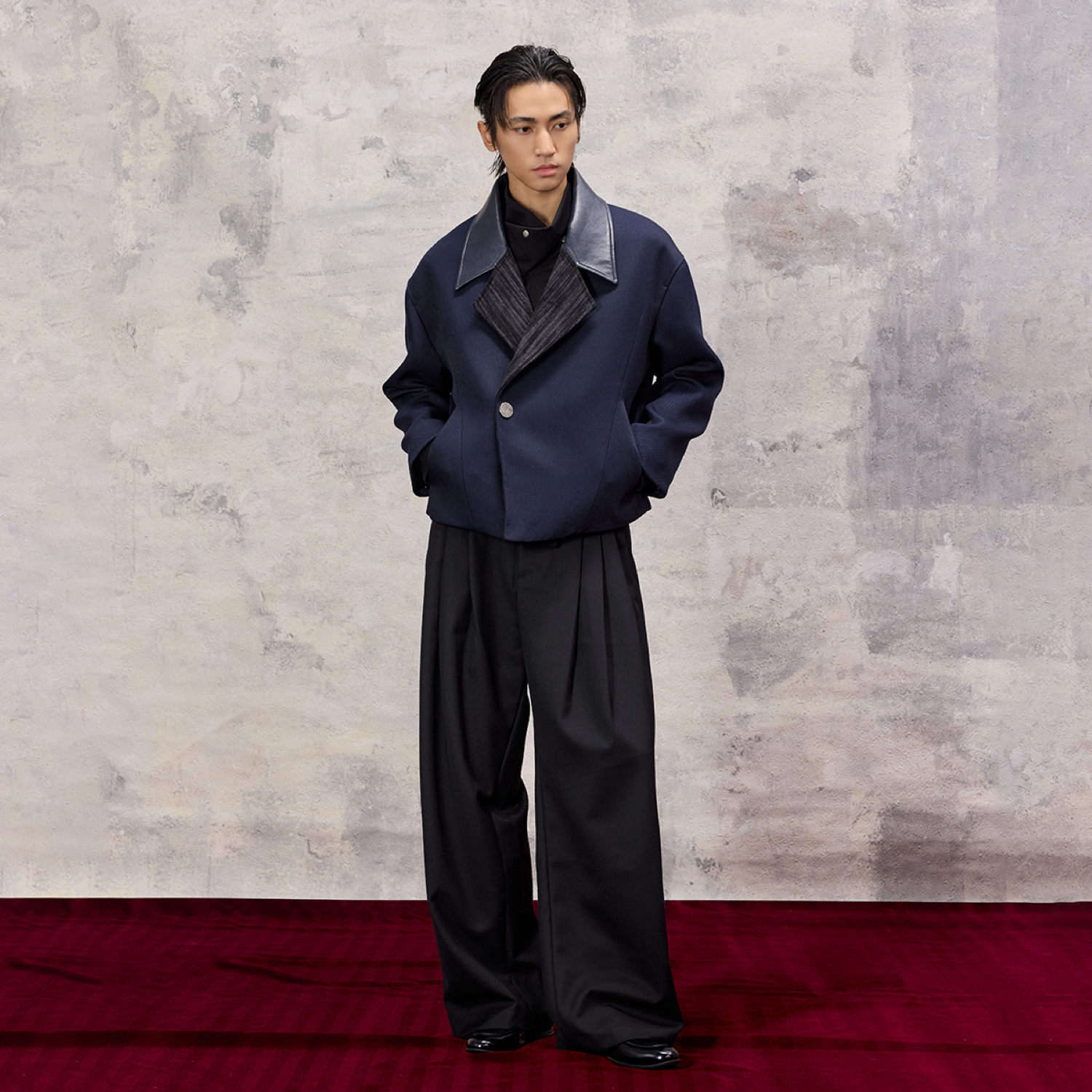 芸蚁〔冷雨夜〕布雷泽结构羊毛混纺夜蓝可水洗皮领灯芯绒拼接夹克