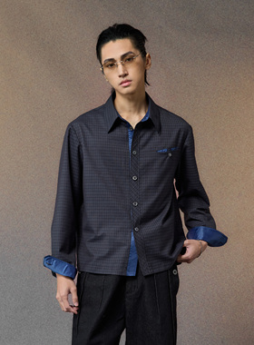 芸蚁〔海上传奇〕门襟撞宝石蓝微光泽黑蓝暗格子多形态结构衬衫