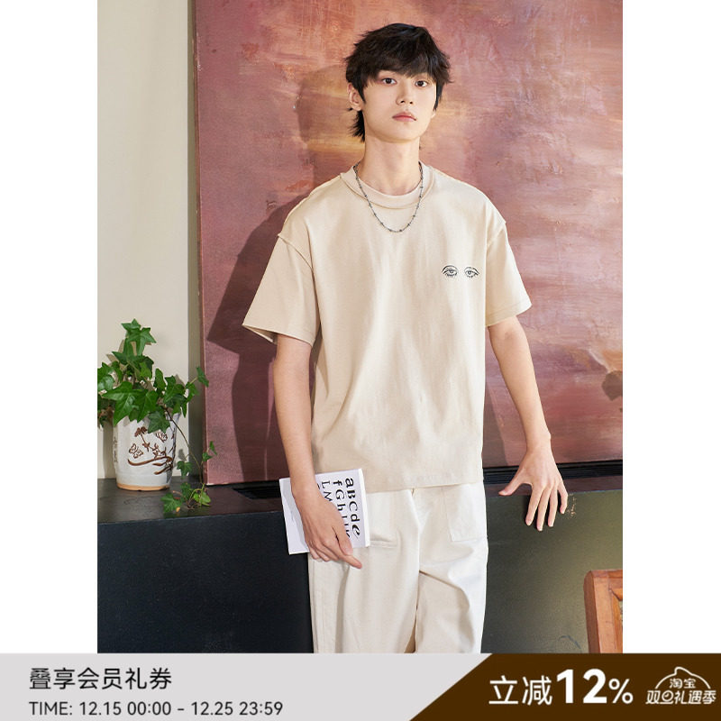 复古圆领趣味印花短袖