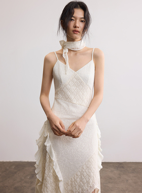 SAMEFLOW 蕾丝法式收腰显瘦不规则蕾丝吊带连衣裙女高级感长裙子