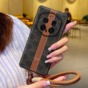 适用荣耀Magic7RSR保时捷设计手机壳皮纹轻奢新款Magic7RSR保护壳时尚潮牌全包防摔个性创意棕色手提挂绳