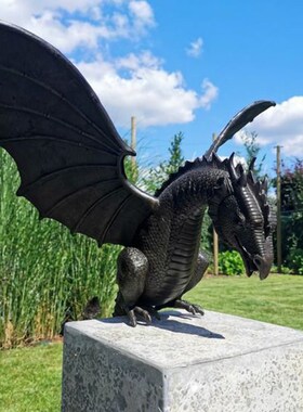 Resin Water Spray Fire Breathing Waterscape Dragon Sculpture