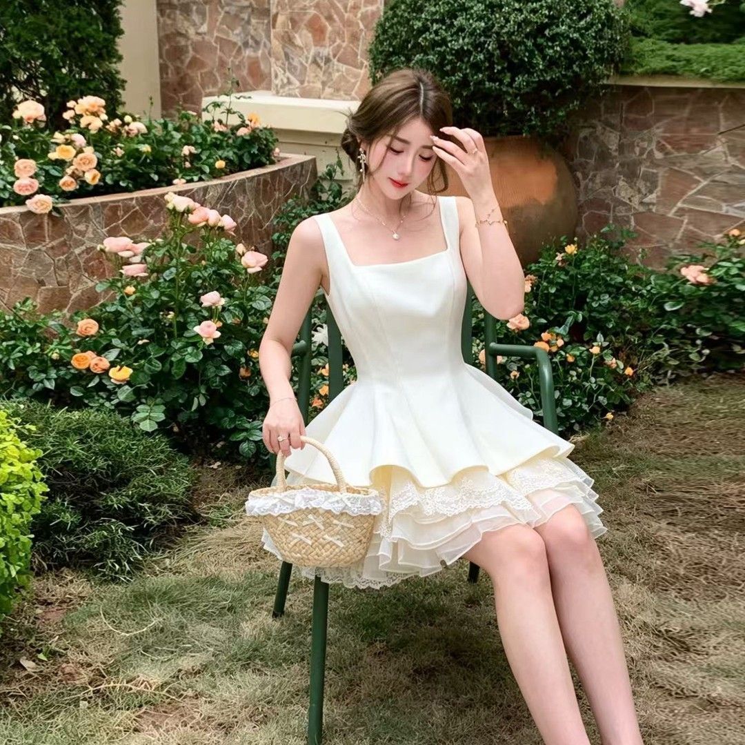 甜美千金风网纱拼接无袖
