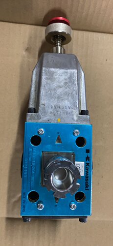Kawasaki DE10P-10-204-DA100AL-L94 电磁阀全新现货议价