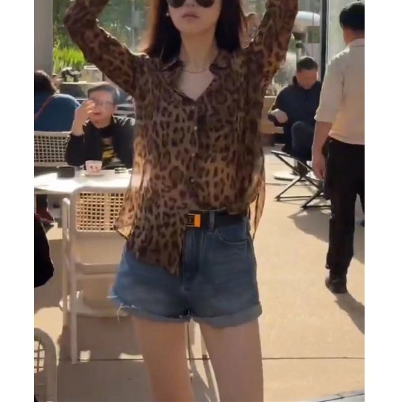 英国moleubak春夏新款豹纹翻领衬衫洋气长袖减龄显瘦衬衣女