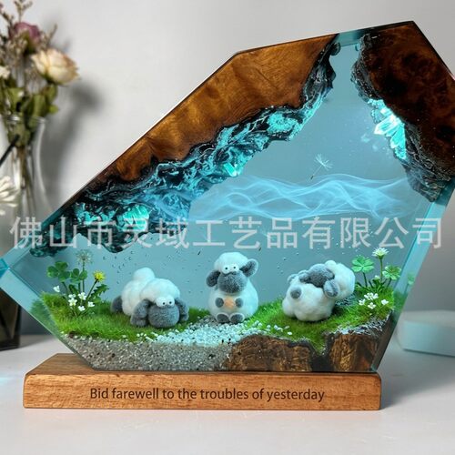 热销绵羊云海治愈微景观灯环氧树