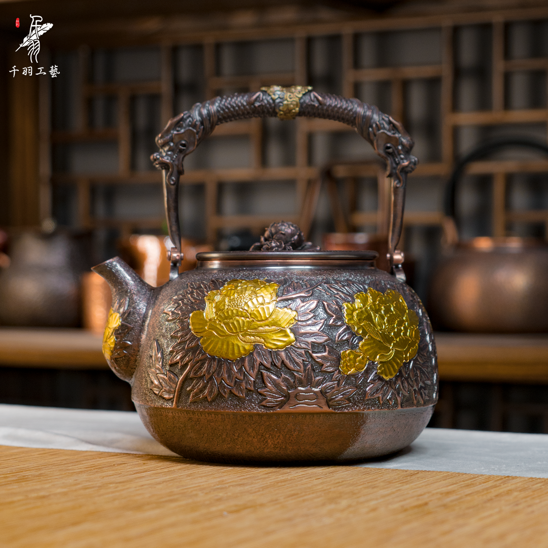 錾刻鎏金1300ML精品纯手工提梁壶