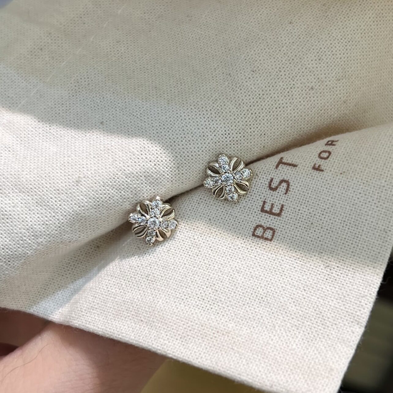 日系设计师topwhits925银满钻鸢尾花耳钉小巧精致轻奢时尚