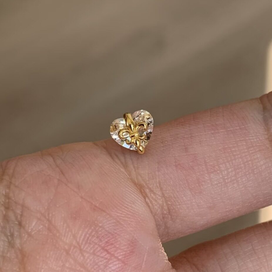 日系设计师topwhits925银清透爆闪爱心鸢尾花耳钉女夏季简约通勤