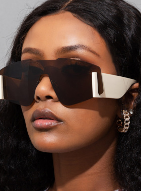 大框太阳镜宽腿墨镜оч