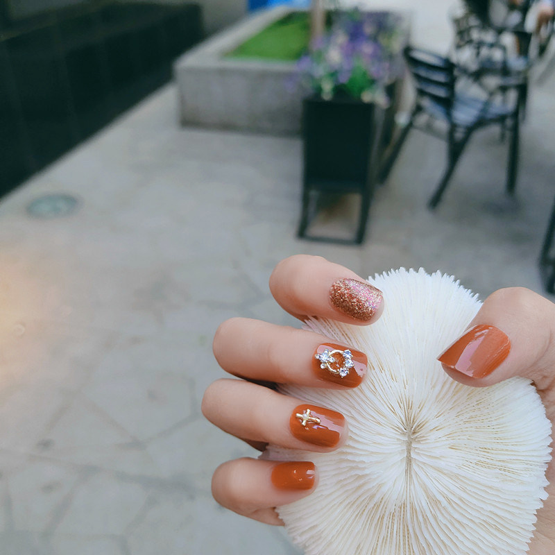 初秋南瓜色美甲甲片成品短款百搭金粉跳色钻饰假指甲贴片少女