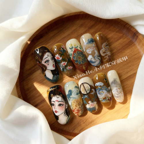 原创【  弦未尽】小何家纯手工穿戴甲·高级手绘美甲贴片