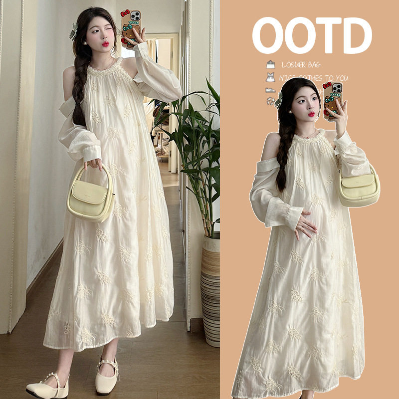 法国cherry kitty孕妇连衣裙夏装时尚高级感镂空刺绣露肩显瘦