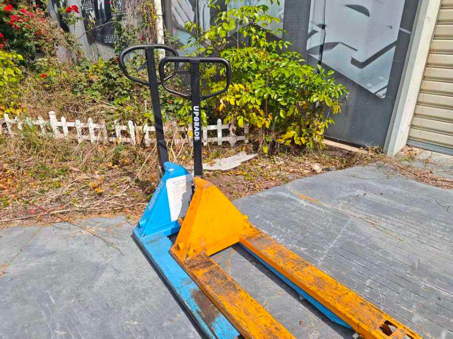 2月13日厦门某公司名下的叉车、吊机、行车、堆高车等网络拍卖公告