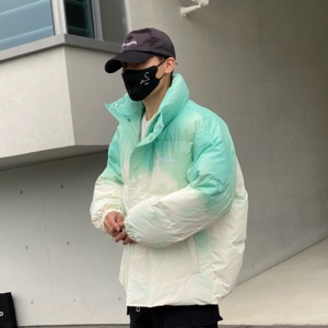 免洗渐变色羽绒服男冬季加厚白鸭绒潮牌立领外套青年学生休闲棉衣