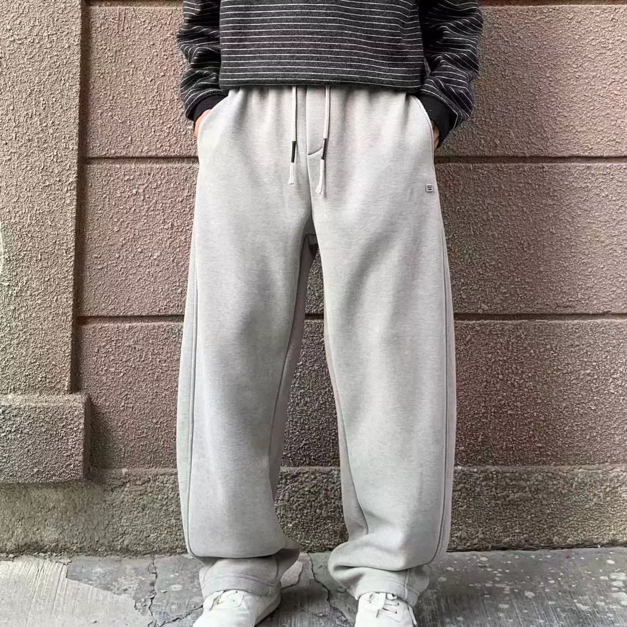 加绒加厚美式宽松直筒弯刀卫裤男