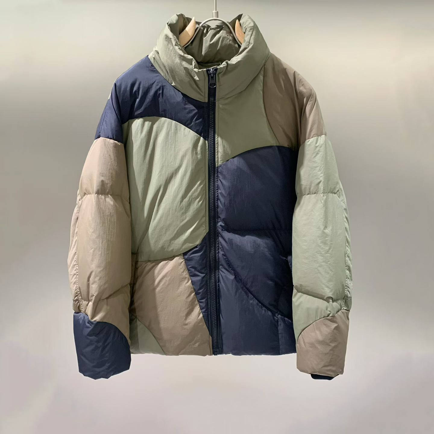 冬季新款立领拼接撞色羽绒服男女