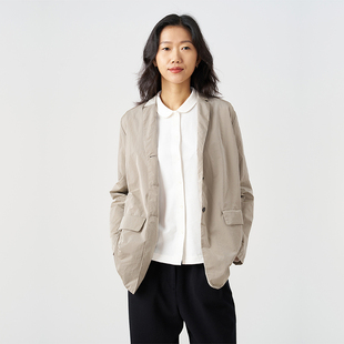 光泽感微皱肌理回收尼龙薄棉翻驳领西装 外套 klee冬女装 klee