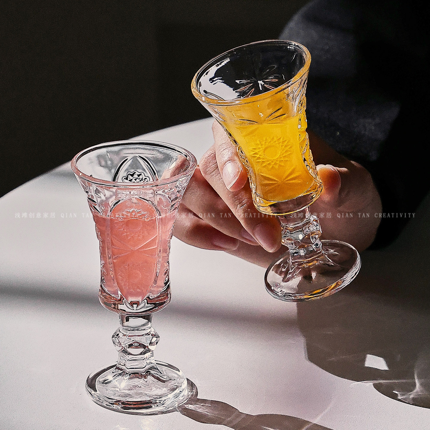 欧式复古雕花玻璃高脚杯小白酒杯