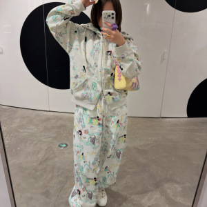 ashley w涂鸦碎花多面具款连帽卫衣外套休闲长裤套装女26春新款