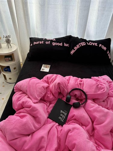 ins少女黑红色牛奶绒四件套床单