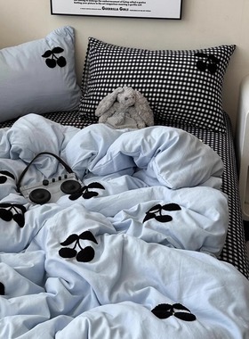 ins混搭风蓝色黑色小樱桃毛巾绣水洗棉四件套床单格子三件套床笠