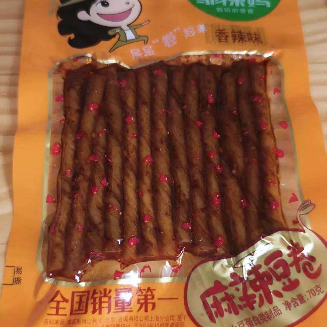 邬辣妈麻辣豆卷包经典酒鬼豆筋香辣劲道童年解馋辣条网红怀旧零食