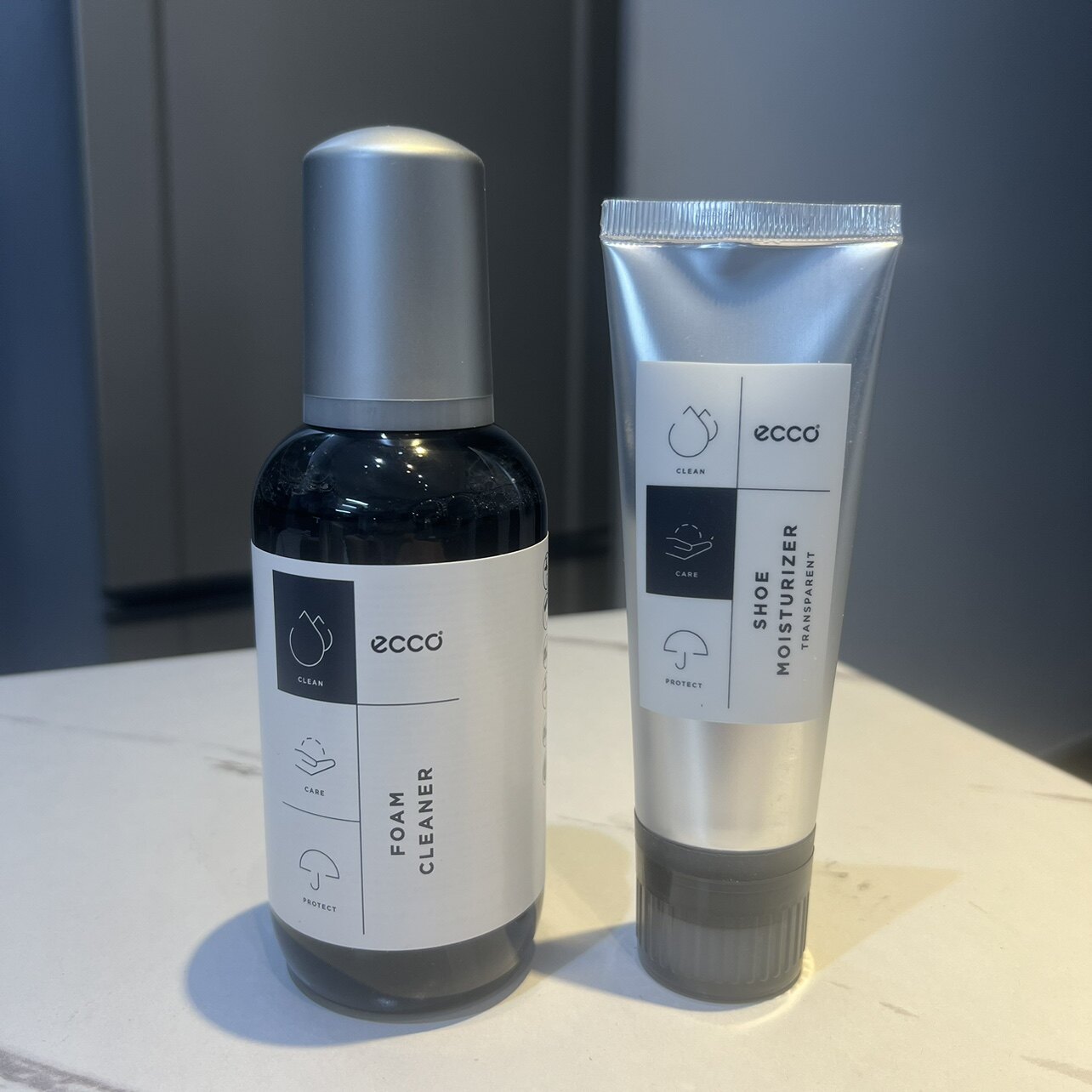 ECCO爱步皮鞋护理套装新泡沫清洁剂9040100+光皮鞋乳9040109通用