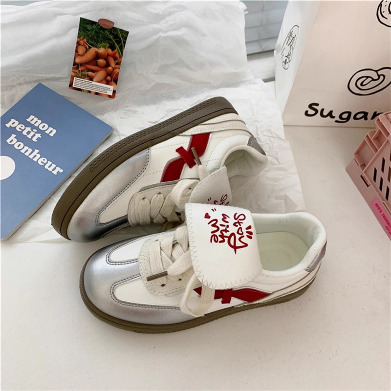 2025 SpringSummer Striped Flat German Training Shoes Women F