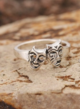 European Retro DoubleFaced Skull Cast Ring Exaggerated Perso