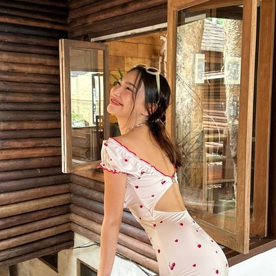 Korean Ins Cute Girl Sexy Backless Simple Onepiece Swimwear