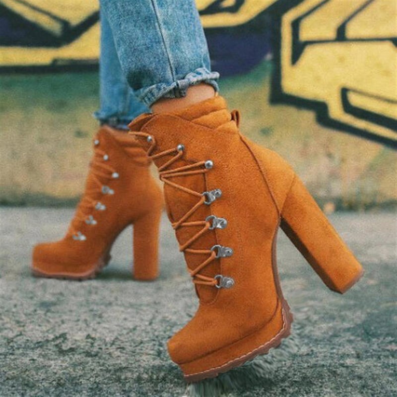 Big Size 2025 FW Platform Heel Buckle Rivet Booties 2025 FW