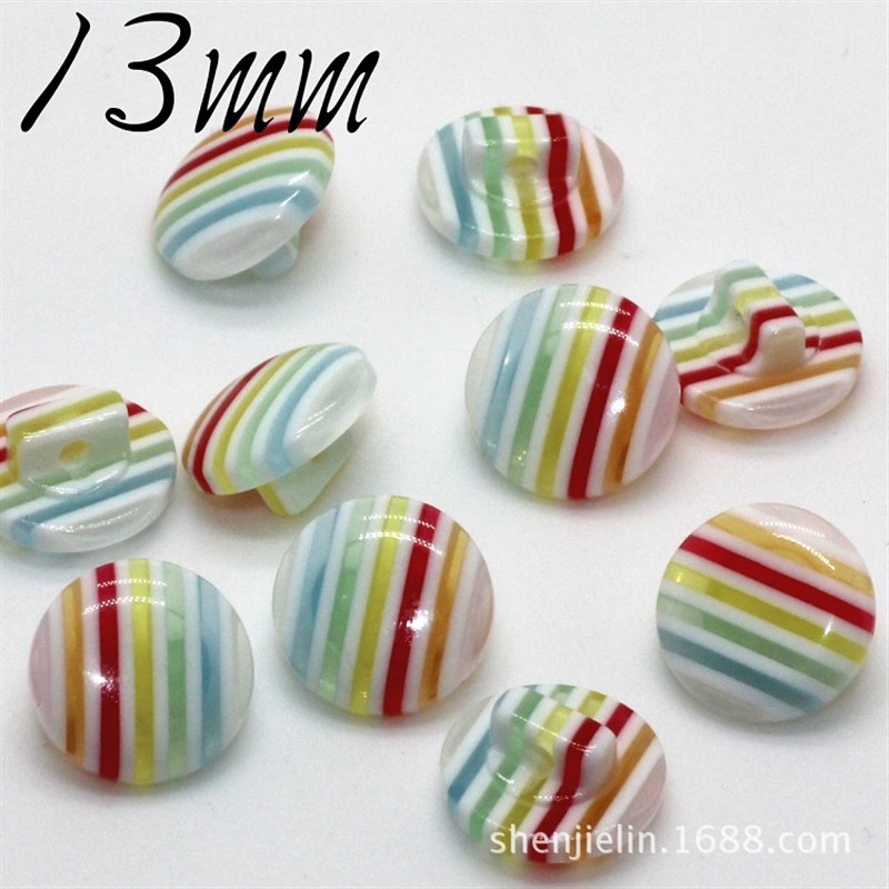 Green Mountain Clear Water 13mm Baby Kids Button Rainbow But