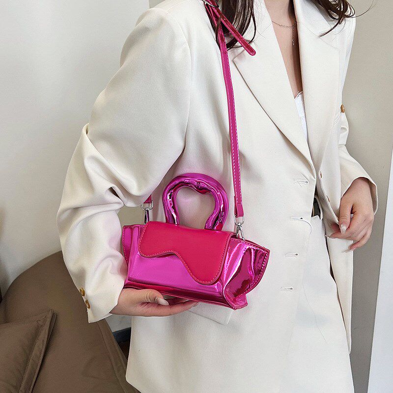 Highquality 2025 Small Square Handbag Design with Glossy Fin