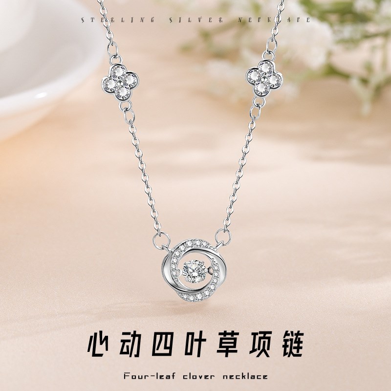 Original Design 4Leaf Clover Necklace Versatile Light Luxury